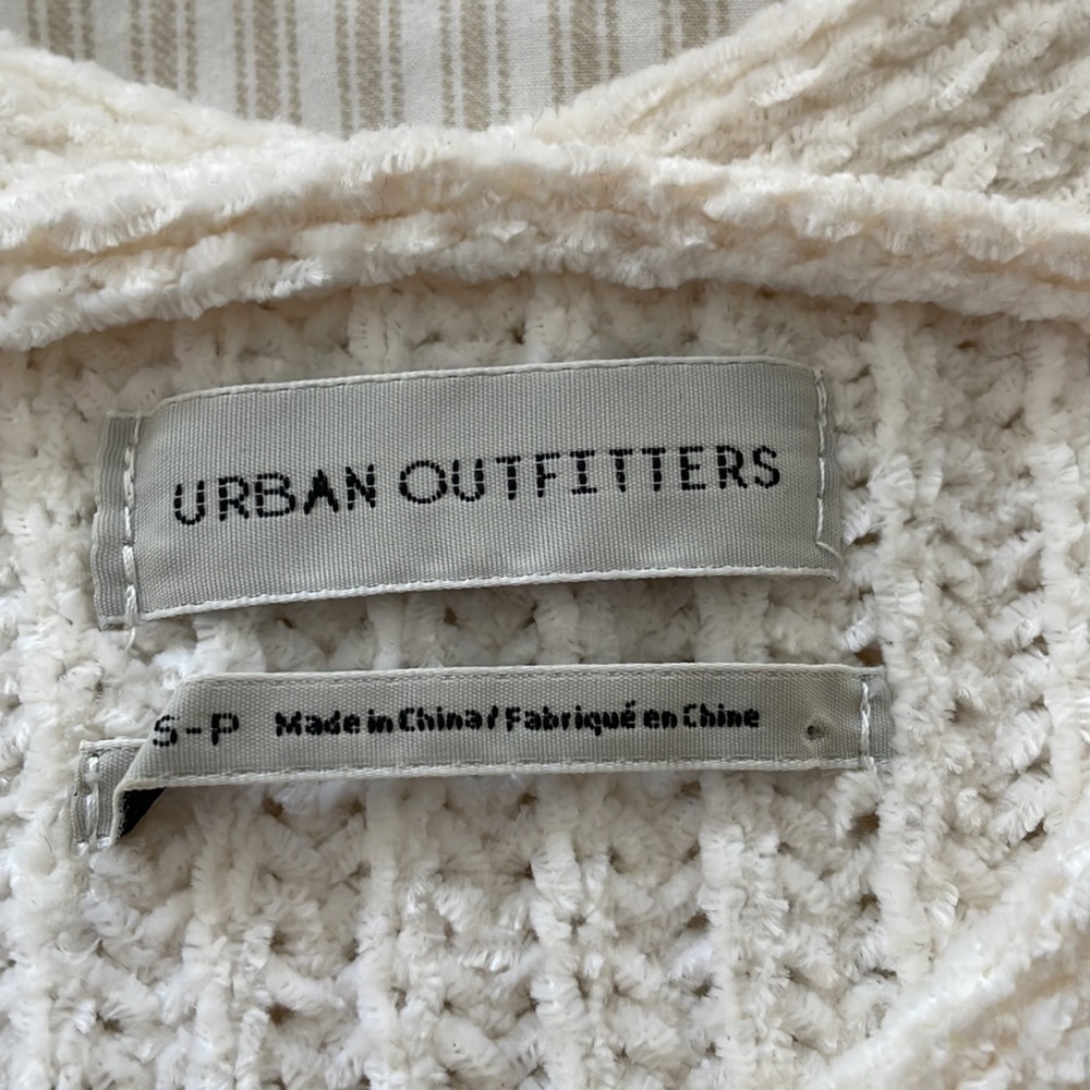 Uo Sweater - image 2